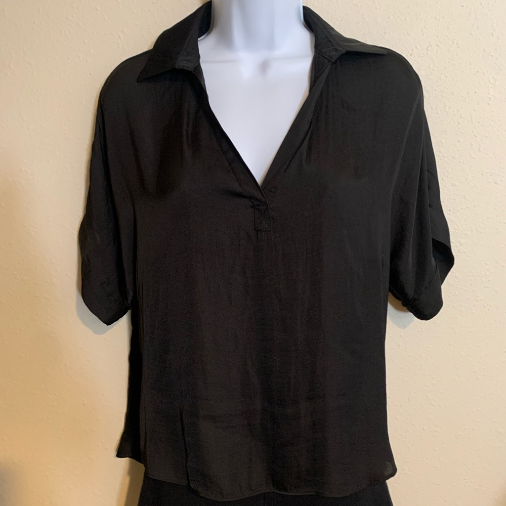 Naked Zebra Black Short Sleeve Blouse